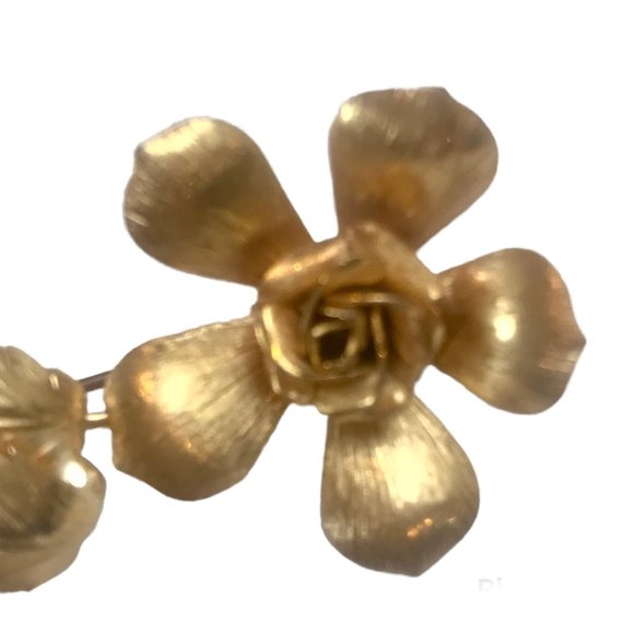 Flower Brooch Gold Tone by Corocraft - Picture 4 of 6